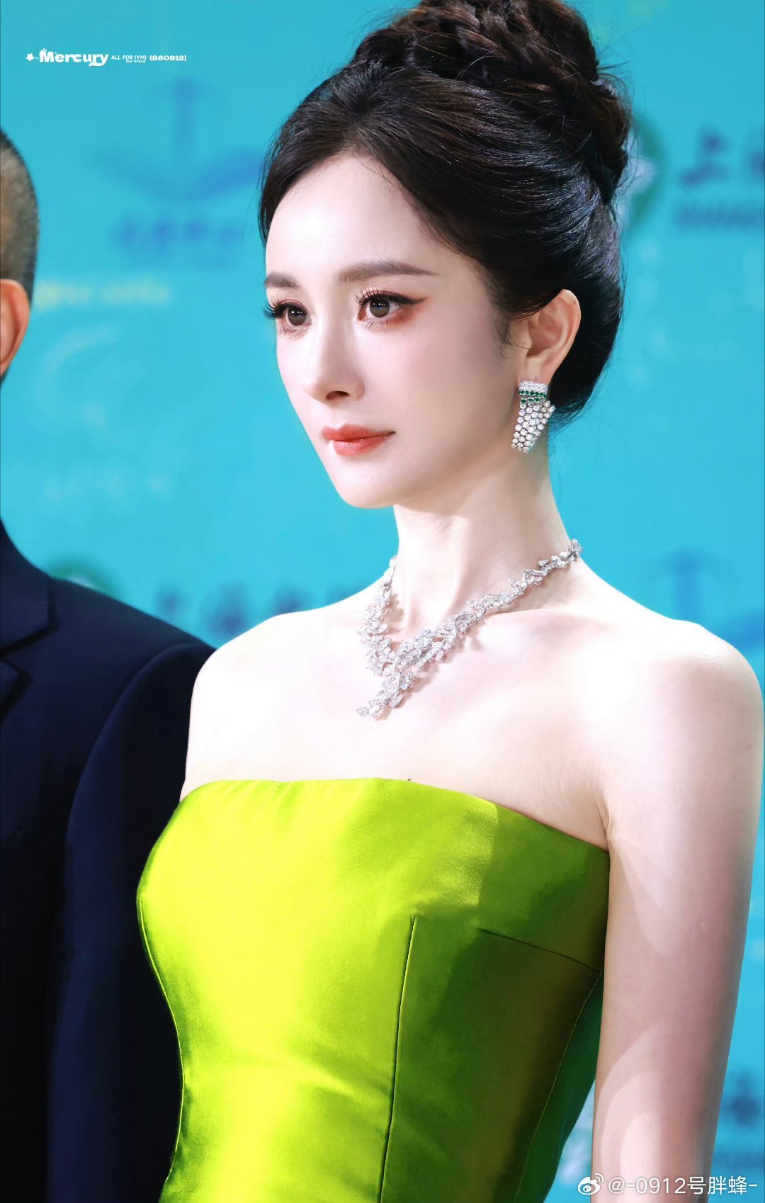 杨幂杨幂末路狂花杨幂公牛品牌全球代言人 “在时间飞逝的世间 唯有爱意可以永存”