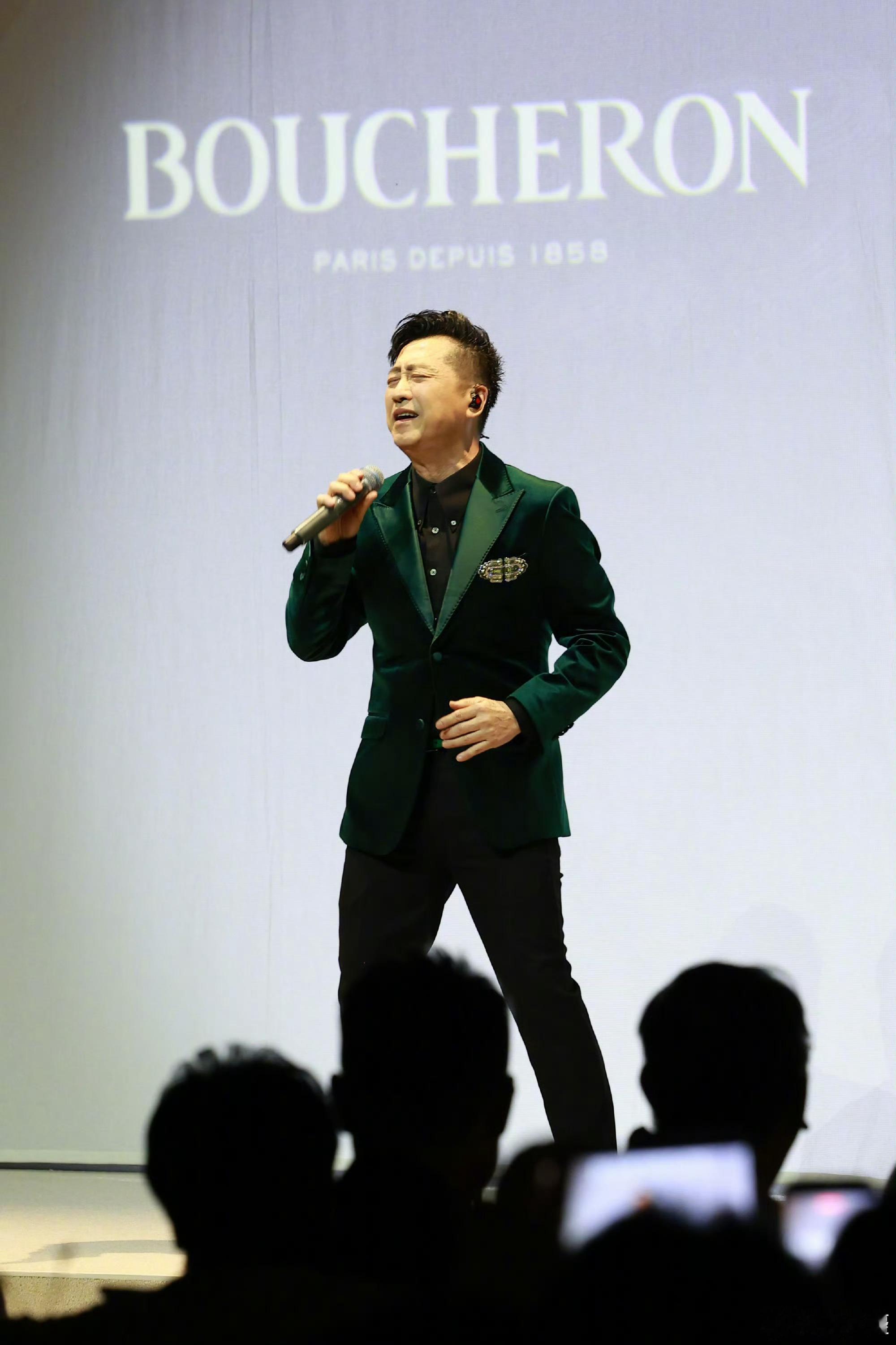 庾澄庆庾澄庆回应人老了做什么都心酸热梗歌手发布会歌手 听完哈林回应，瞬间不焦虑了