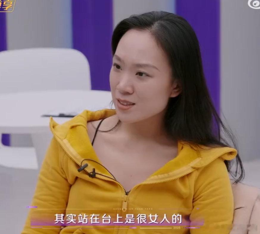 声鸣远扬训练室当声乐老师说出'注定高端局'时，我就知道苗姐又要凭实力上热搜了！这