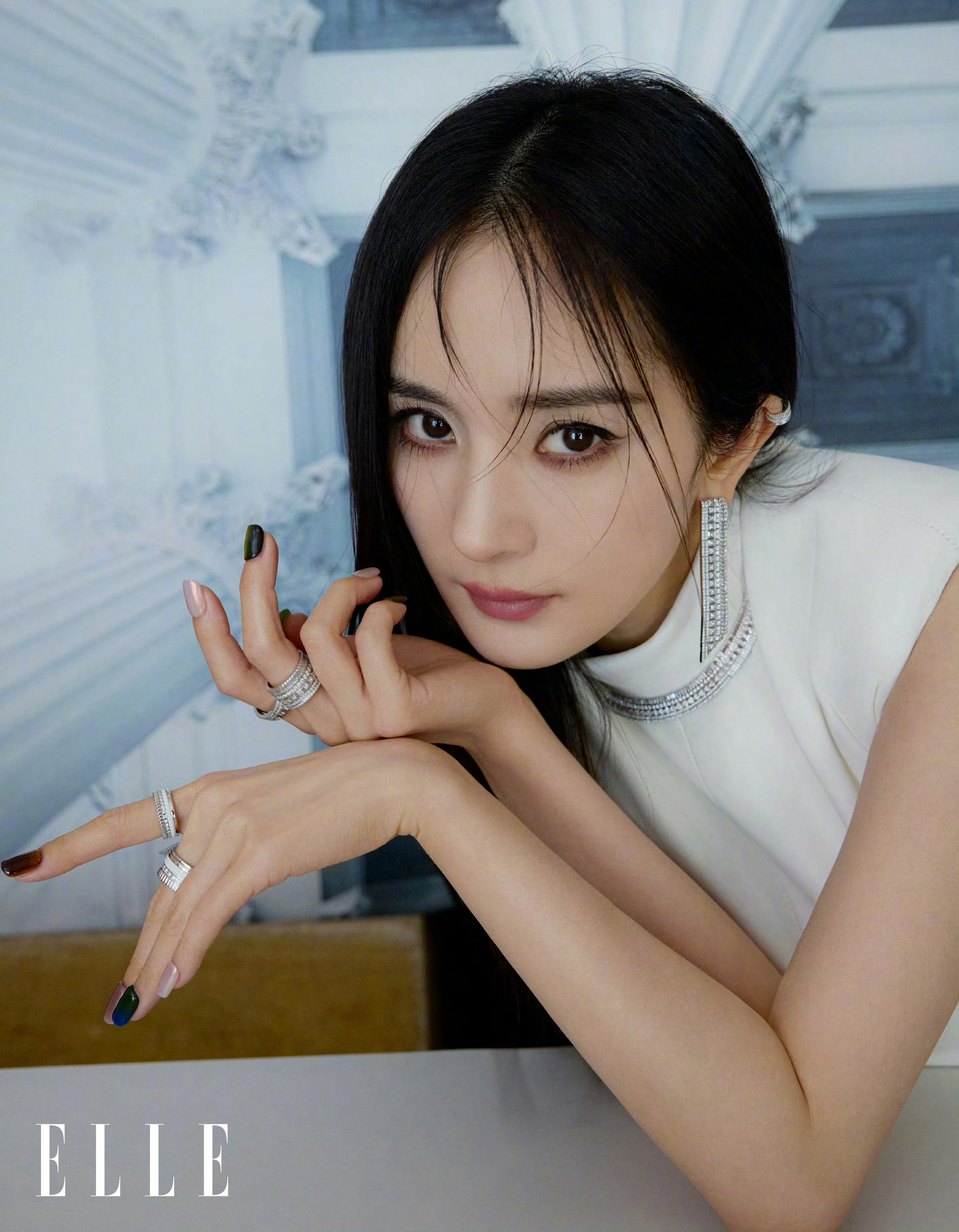 杨幂0912生日快乐 回顾2024年ELLE六月刊，LOEWE、CL、Bouch