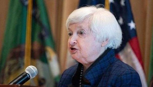 美国财长耶伦抵京第一餐：点了4份云南菌子见手青，筷子使用熟练
7月6日下午，耶伦