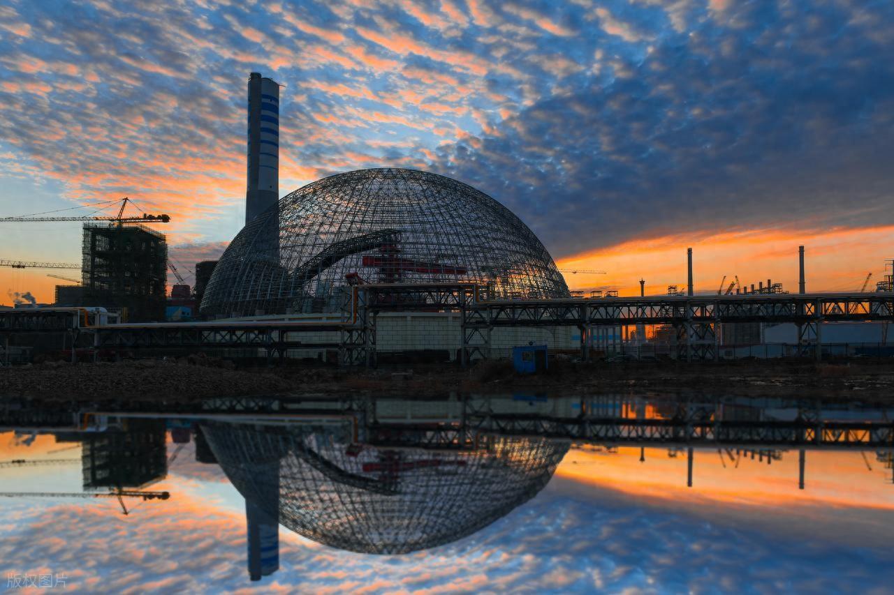 中国钍反应堆项目首席科学家在电脑前去世，项目历史性突破前

2025 年 9 月