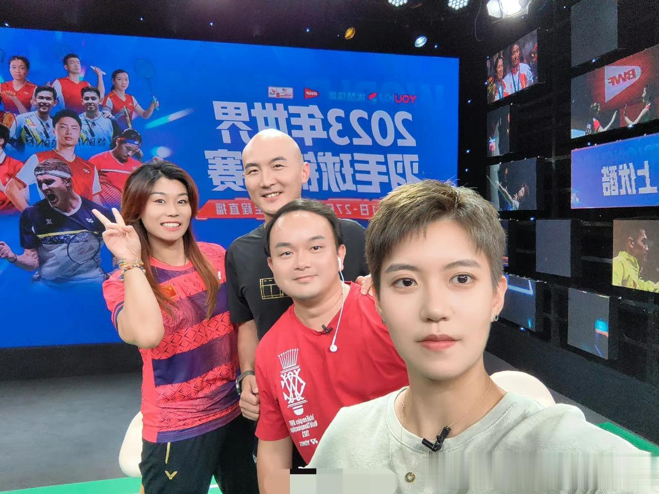 8.23日15：00杜玥在优酷体育直播间解说凡晨组合

杜玥：不一样的体验，不断