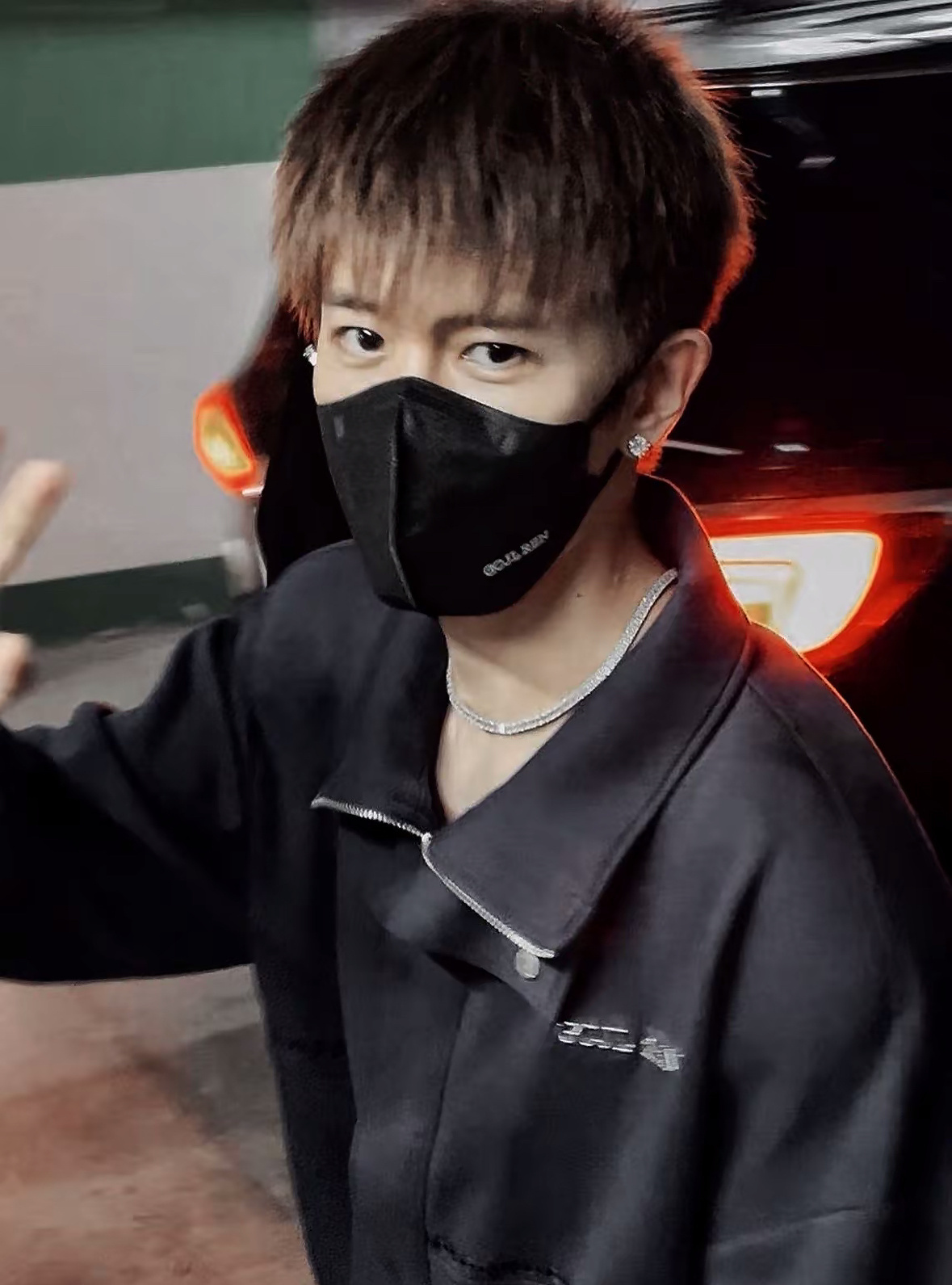 任嘉伦  伦✐.ɴɪᴄᴇ ᵕ̈ 〰︎“照片已晒 𝕓𝕚𝕦 ~🔫 ᐝ喜欢是世