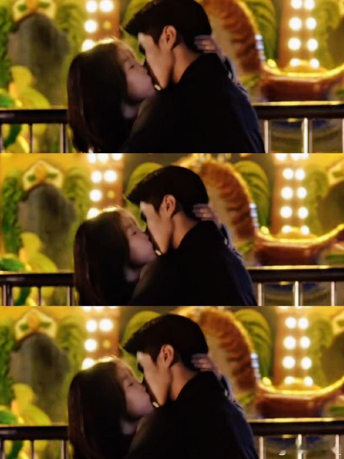 《灿若繁星》虞书欣陈靖可的搂脖吻太有氛围感了，从眼神交汇到肢体相拥，情绪层层递进