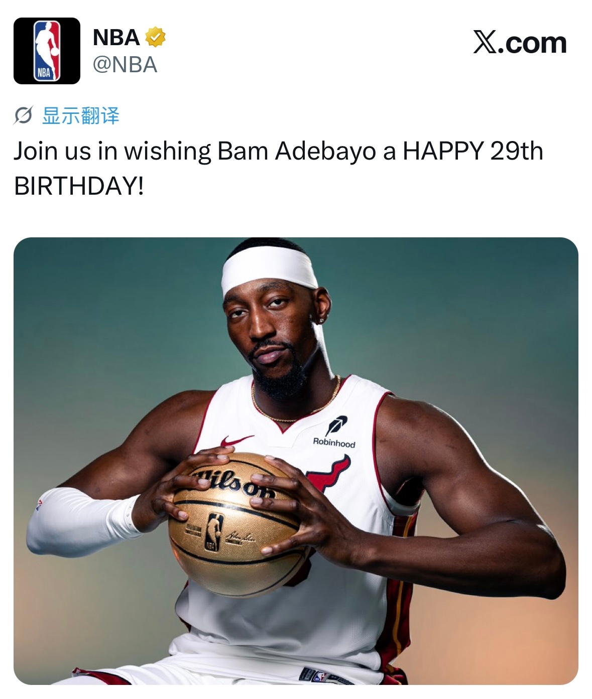 以潜在热火球迷的身份，祝福阿德巴约29岁生日快乐，距离下坡路还有两年，夺冠抓紧了