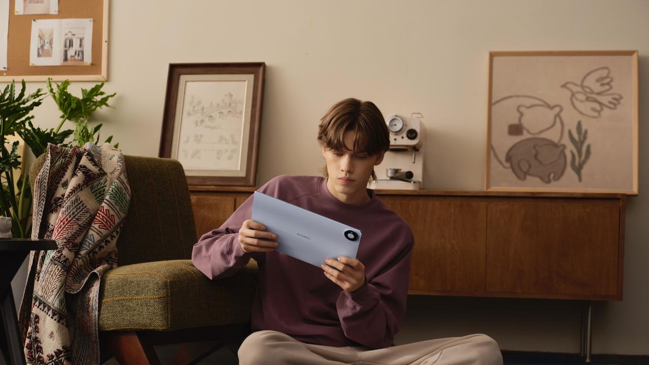 针对大屏平板在多任务处理上的痛点，HUAWEI MatePad Pro Max完