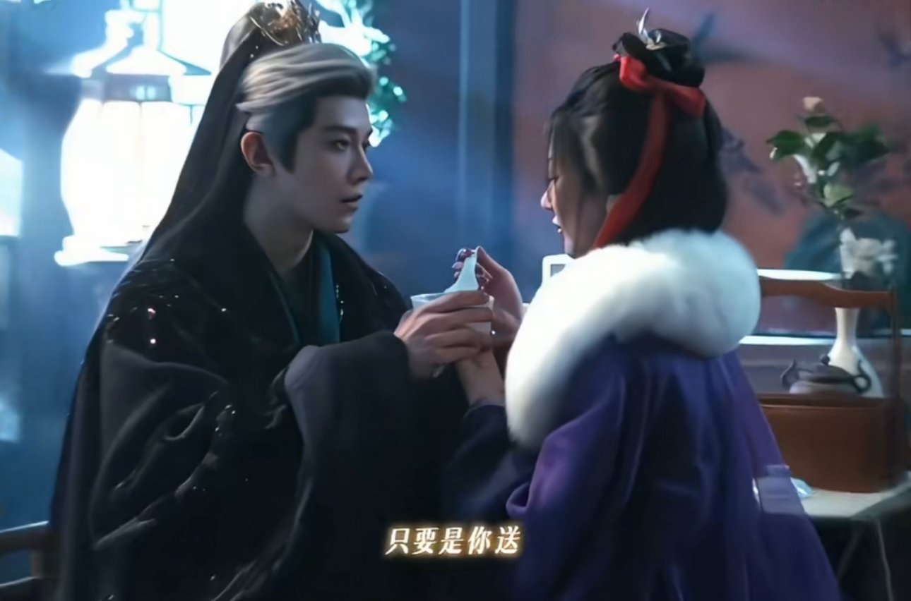 孔雪儿俞浅浅高光时刻 真的被俞浅浅狠狠戳中了！雪儿这次眼神戏好绝，细节拿捏得太到