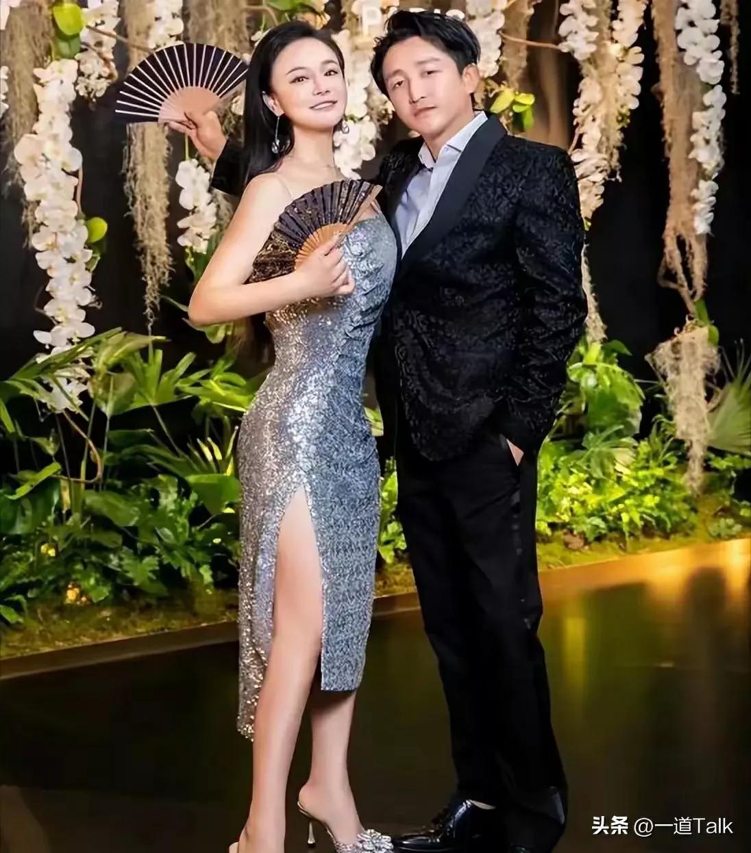天呐！一个a10家族里的大小姐，居然去给一位企业高管的私助当小妹，图啥呀？看明白