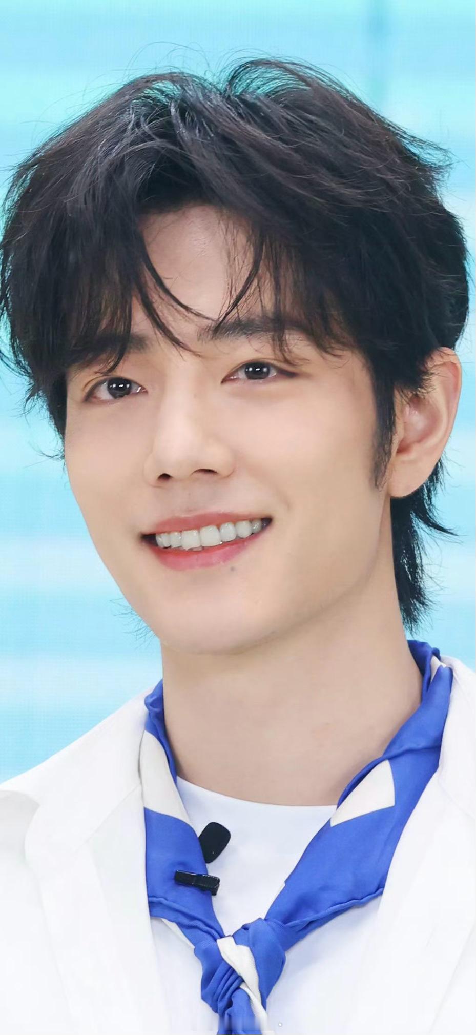 观看美貌…… 