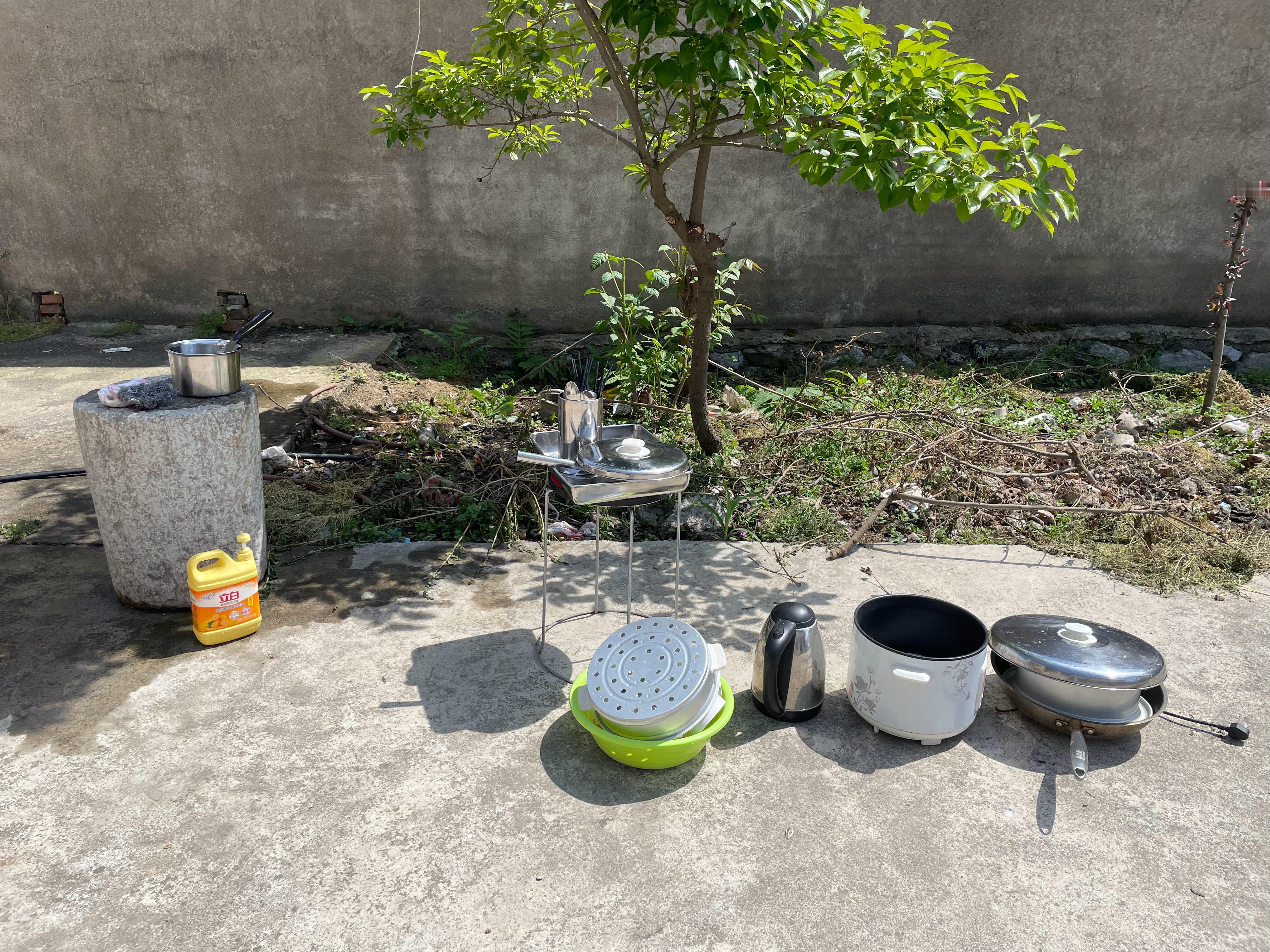 麦兜兜响当当 到老家后就开始洗洗刷刷锅碗瓢盆洗一遍有一种要过年的感觉