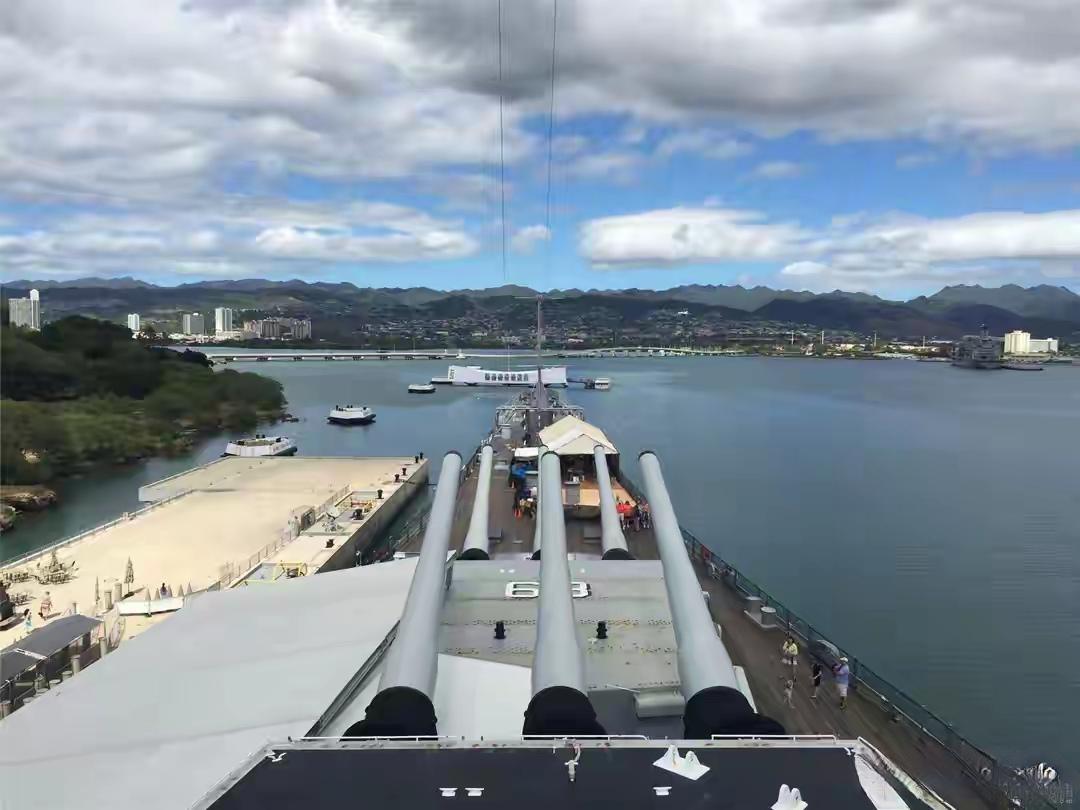 特朗普重启战列舰计划，或许正是受《超级战舰》的启发。
往昔众人皆言美国给我们“画