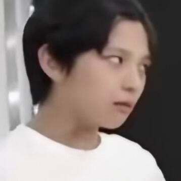 不开心😠 