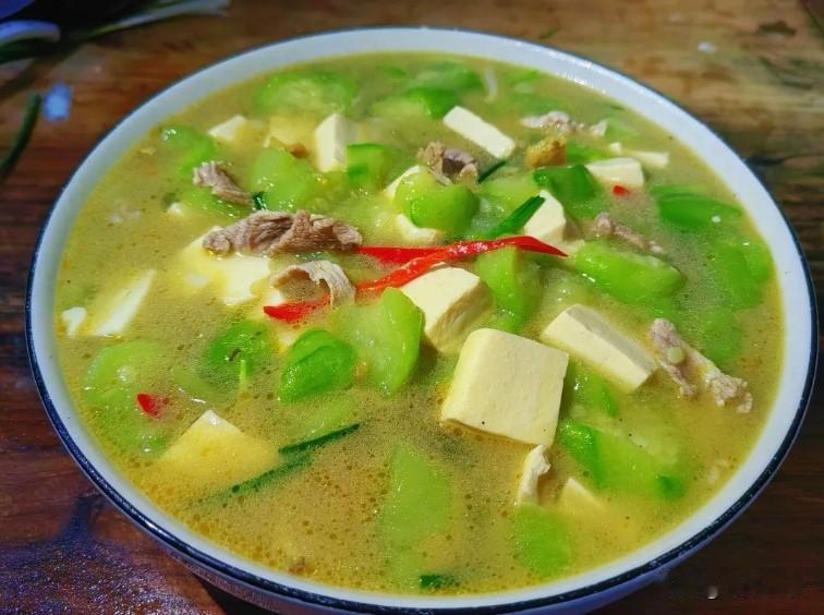 防秋燥
丝瓜豆腐肉片汤
[祝福]