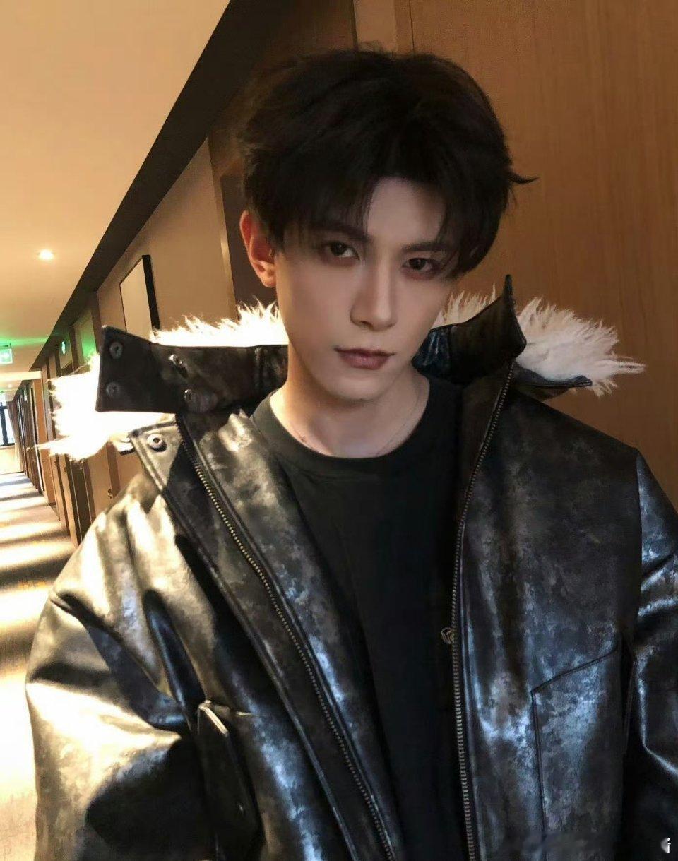 邓凯已经凭《逐玉》完全上桌了吗？ 