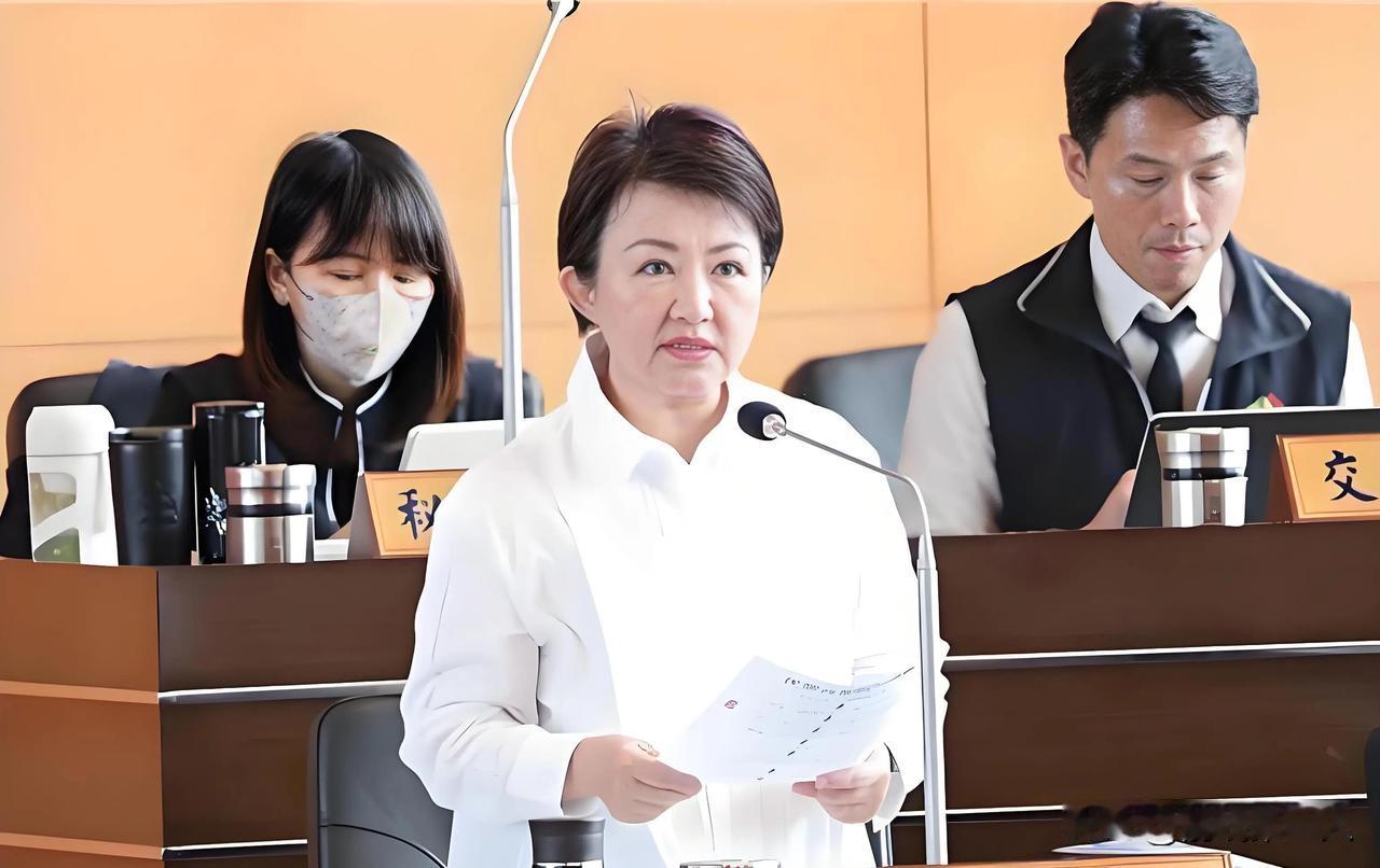 日本菲律宾坐在一起，签协议，划台湾岛以东海域！很多人以为这只是外交摩擦，台湾当局