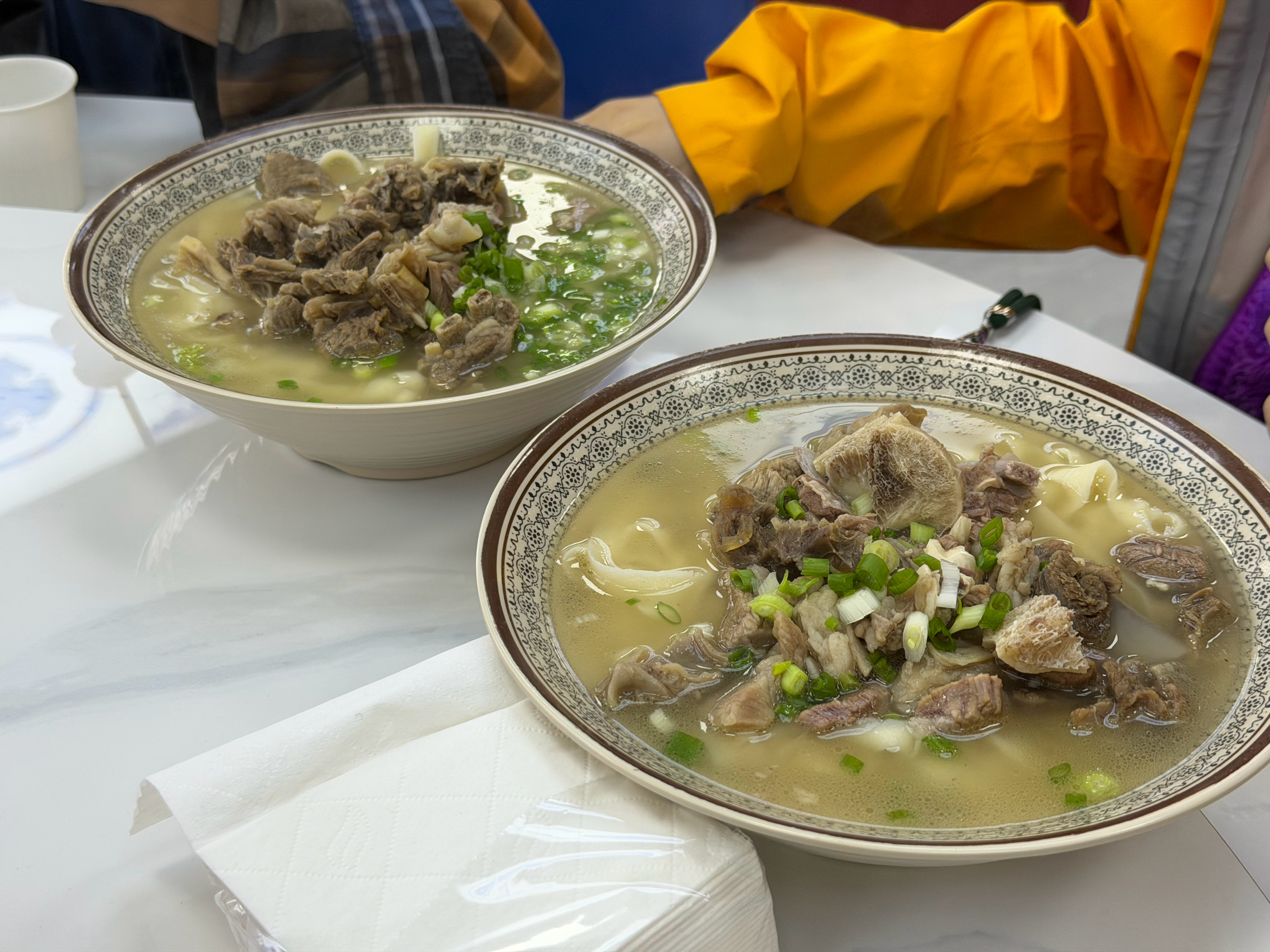 先到第一站：黄花沟  ​​​