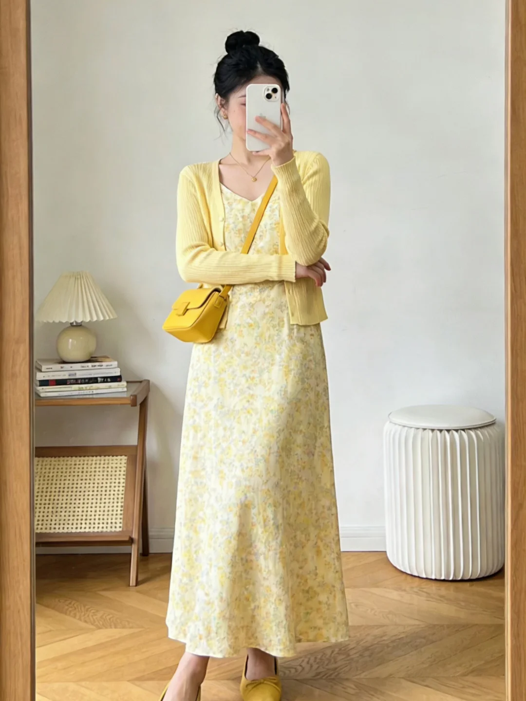 被鹅黄色💛温柔到了