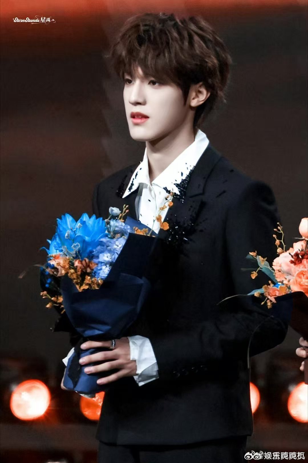 张泽禹首专秒切第一 首专秒切第一，张泽禹用实力证明了自己！从舞台到专辑，每一步都