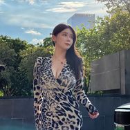 雨南品小姐姐