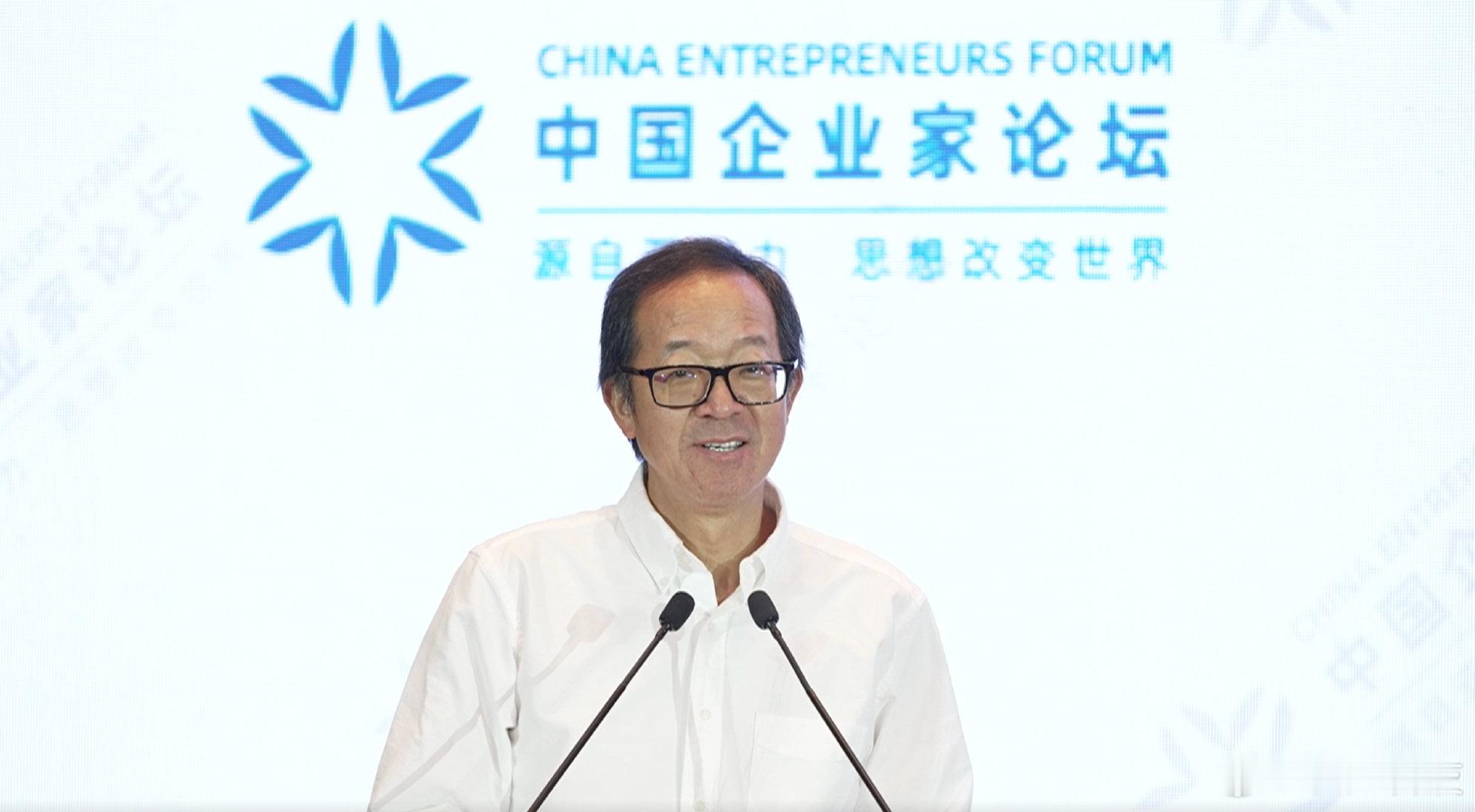 【俞敏洪说自己算比较大的企业家网红俞敏洪谈五年来受到很多舆论关注】9月5日，据鞭