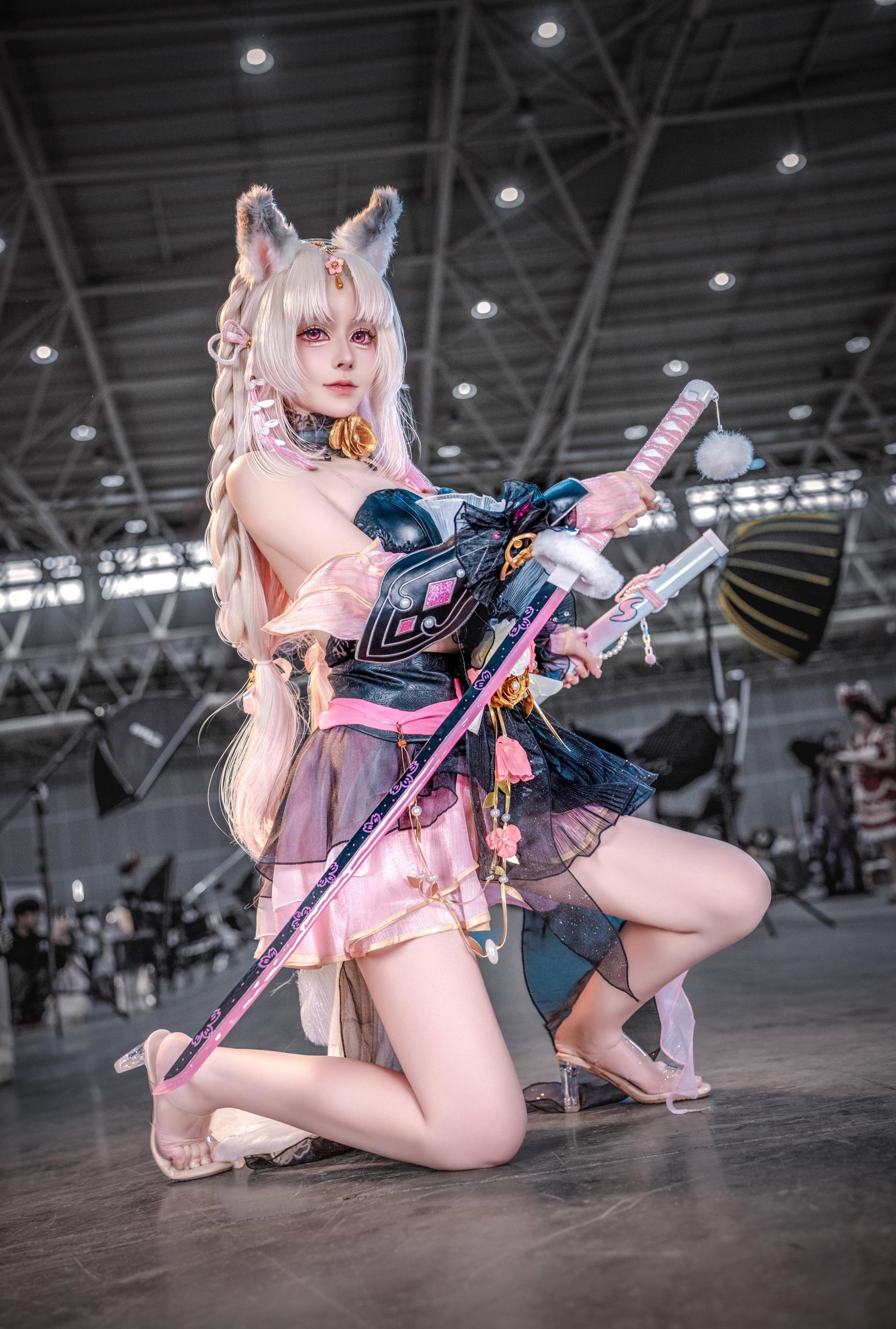 败在本小姐手下是你的荣幸。