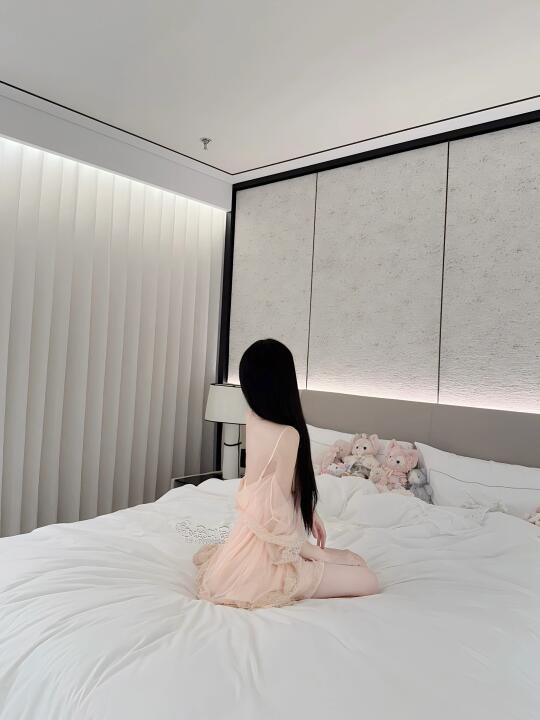 你送的玩偶依旧陪在我身边