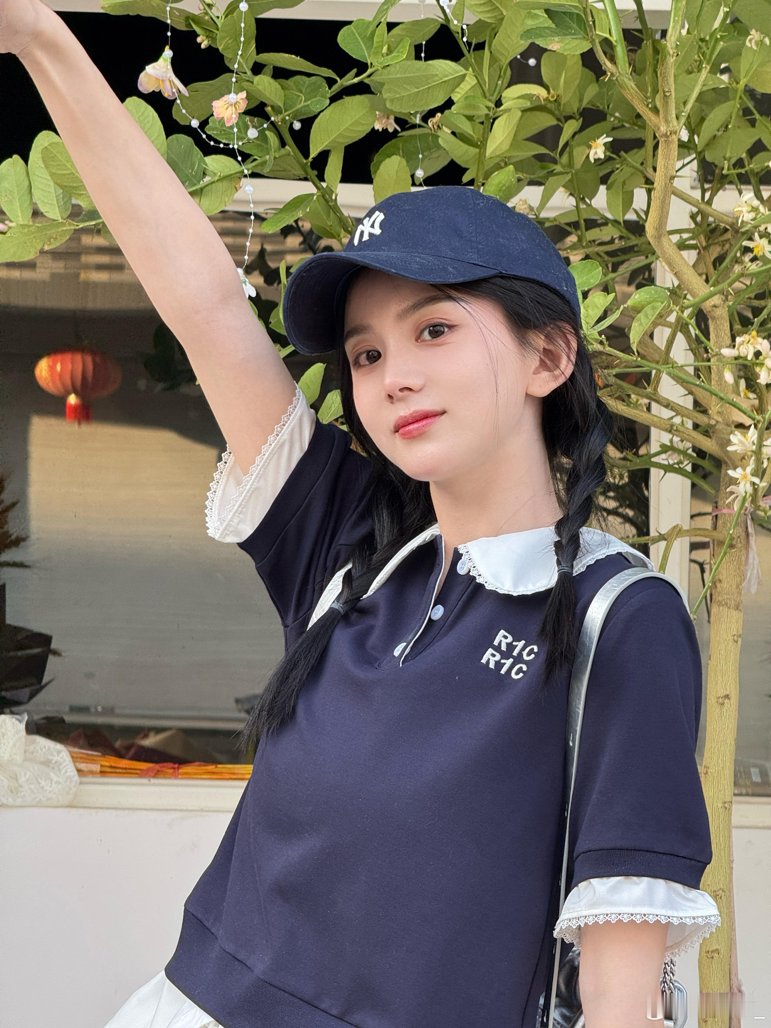 马秋元[超话] 听说大家都快集齐了🤔还听说《醒狮少女》快要上线了🤔 ​​​