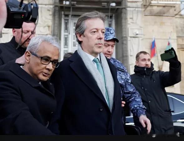 俄罗斯今天刚刚宣布对英国政府官员实施制裁，禁止以下人员进入俄罗斯。
1.安吉拉·