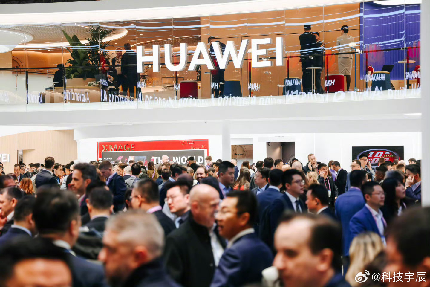 MWC2026 华为这次在巴塞罗那表现很稳，手机、穿戴、平板、PC、耳机全场景产