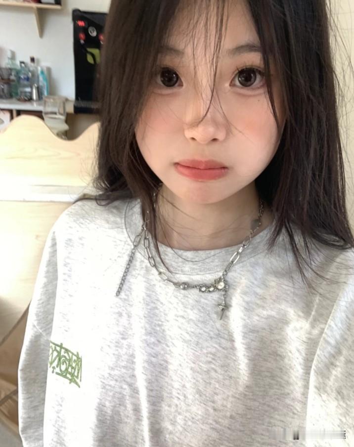 2026年8月5号15：15有人问谁的小弟是不是蛊惑仔！！！