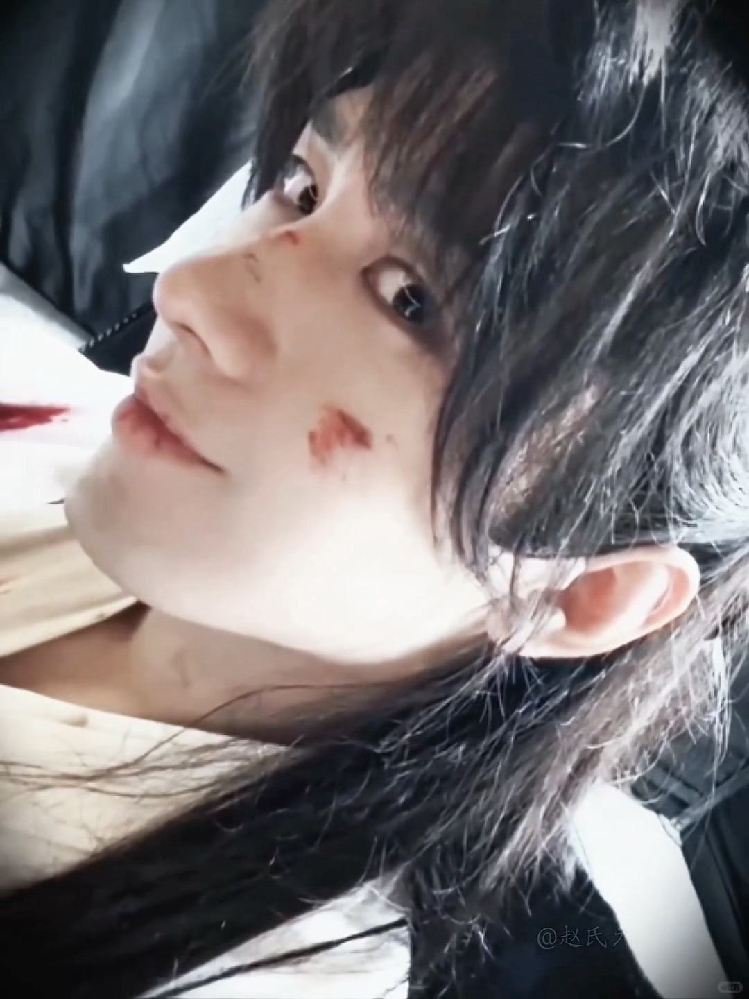 成毅[超话]  秋水宝宝啾咪[爱慕][爱慕][爱慕]成毅成毅手搓赴山海花絮 ​​