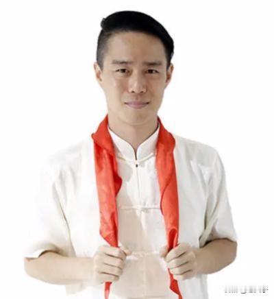 中国电影史人物之第1512位，张伟（A）
参演的影片《微笑归来》，《太极之从零开