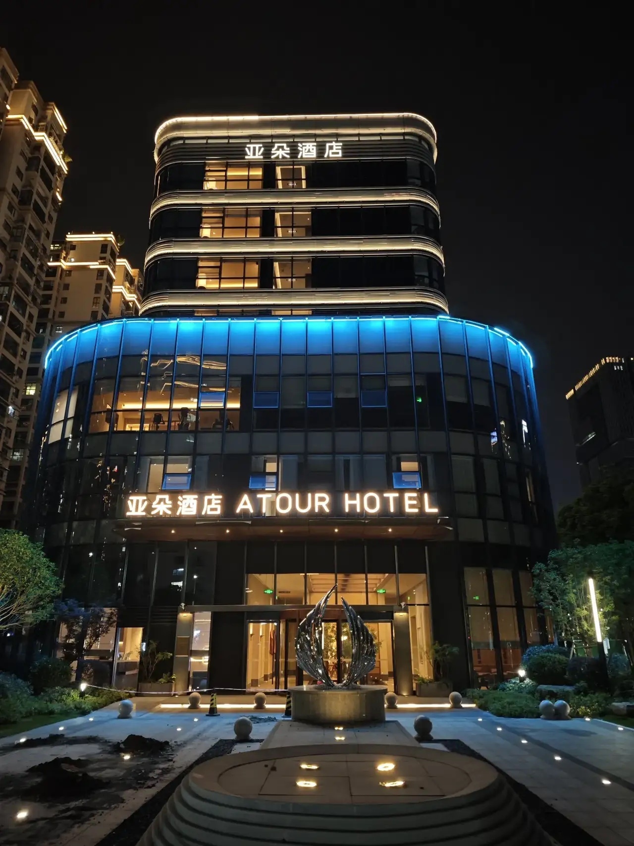 亚朵酒店被曝出现医院枕套住过几回亚朵酒店，都没有品尝它的深夜食堂。这一次，着实体