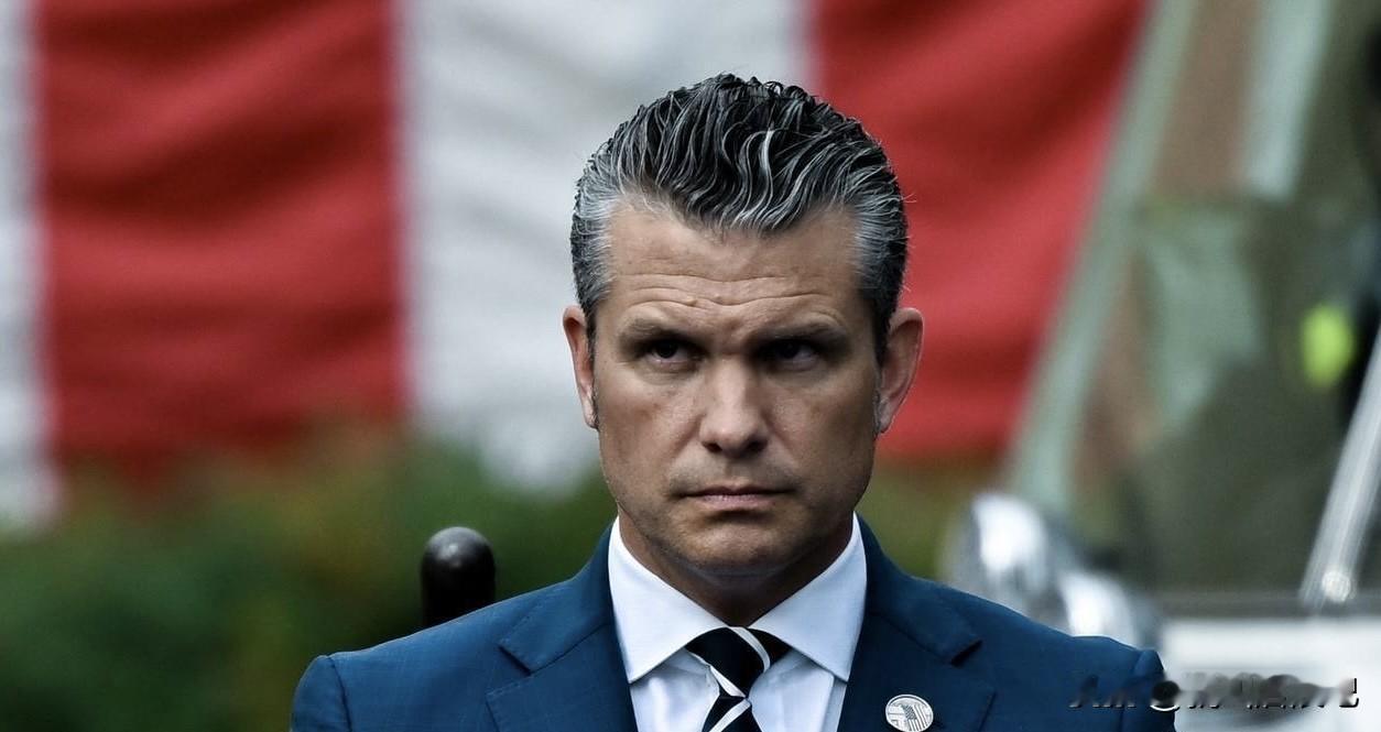 美国和印度签署了一项为期十年的防务合作框架协议，美国战争部长赫格塞斯在签约仪式上