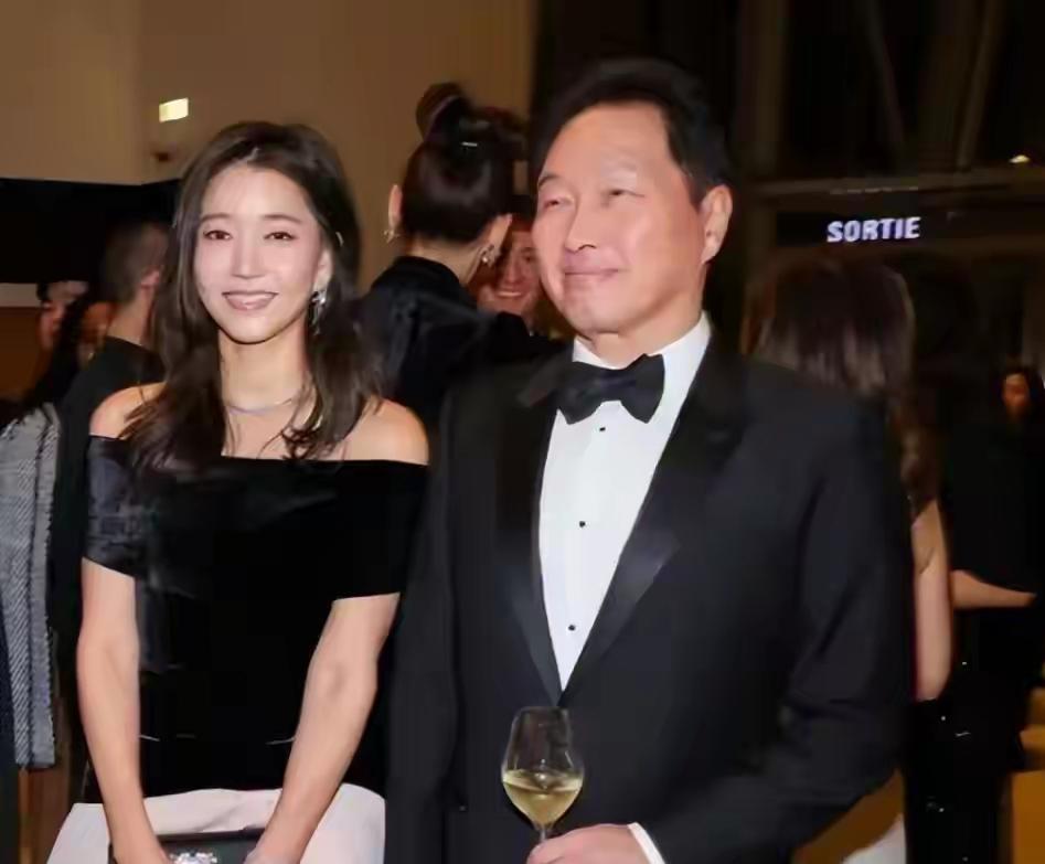 金熙英赢了财阀又如何，她，依然胜不了总统之女，为何？
很简单，三个原因！
第一，