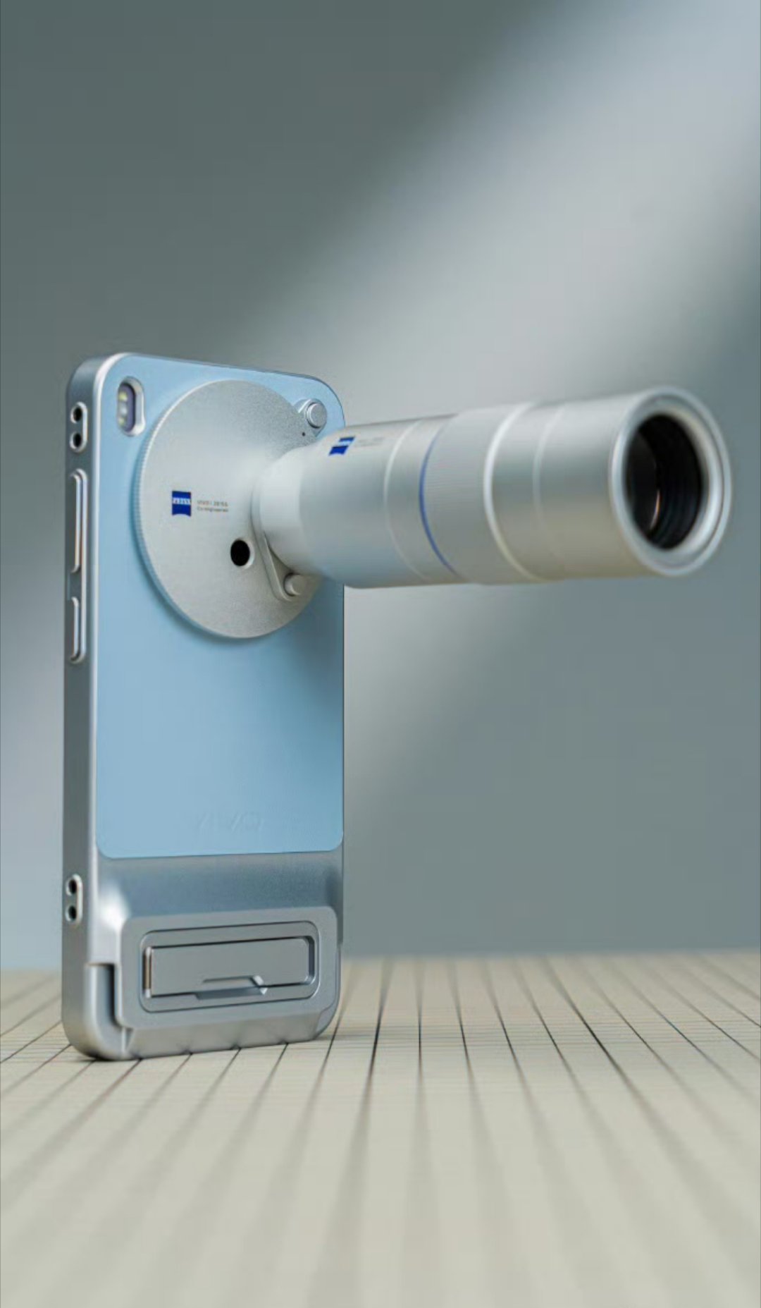 小长假出行，手机增距镜争议拉满。特定场景妥妥神器：景区远景、海边落日、远景人像，