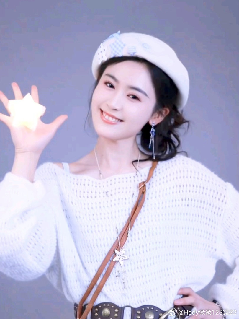 短剧演员翟一莹翟一莹/九宫格美图/演员/美图秀秀/新鲜美图 