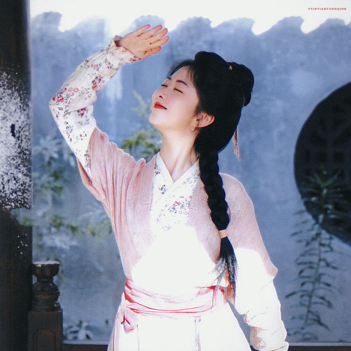 又被谭松韵剧里的亲情线感动到了 谁为兰香和许家夫妇落泪了?一次善意换来舍命相护，