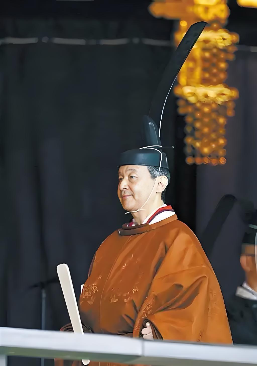 天皇制与军国主义的结合：日本《皇室典荐》修正案通过的危险性
        根据