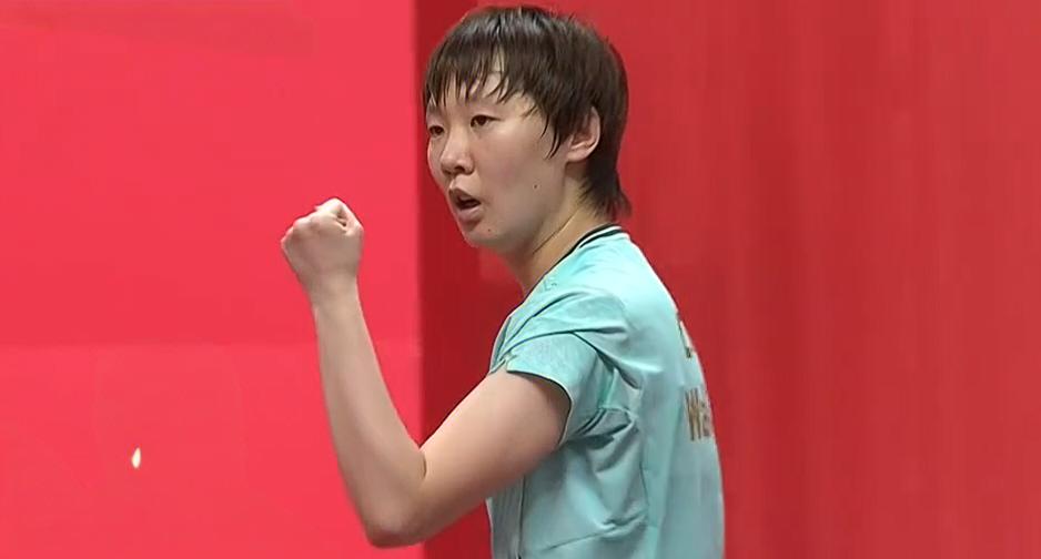 名古屋亚运会乒乓球女单决赛，孙颖莎和王曼昱上演中国德比，经过六局大战，王曼昱以4