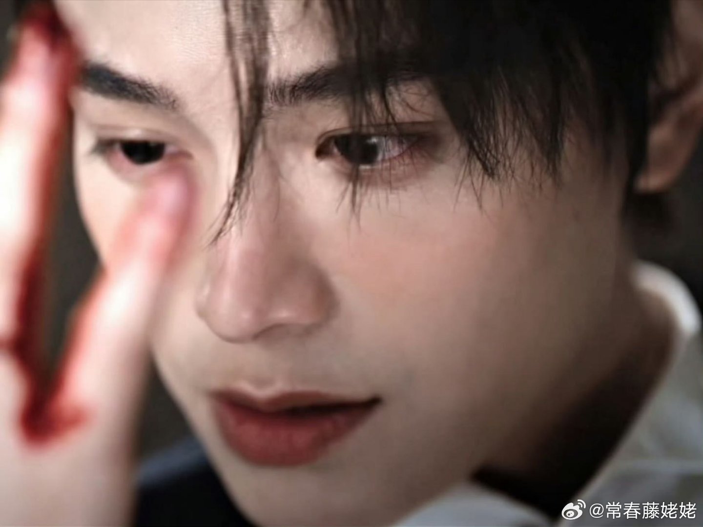 丁禹兮穿了张海虾戏服 丁禹兮黑化眼神戏  张海虾这段眼神戏太绝了😭明明没什么大