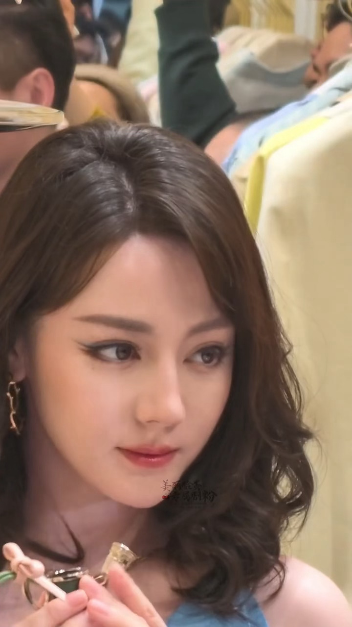 迪丽热巴丨女神你随便吧 王亚飞 迪丽热巴 迪丽热巴邓为迪奥生图