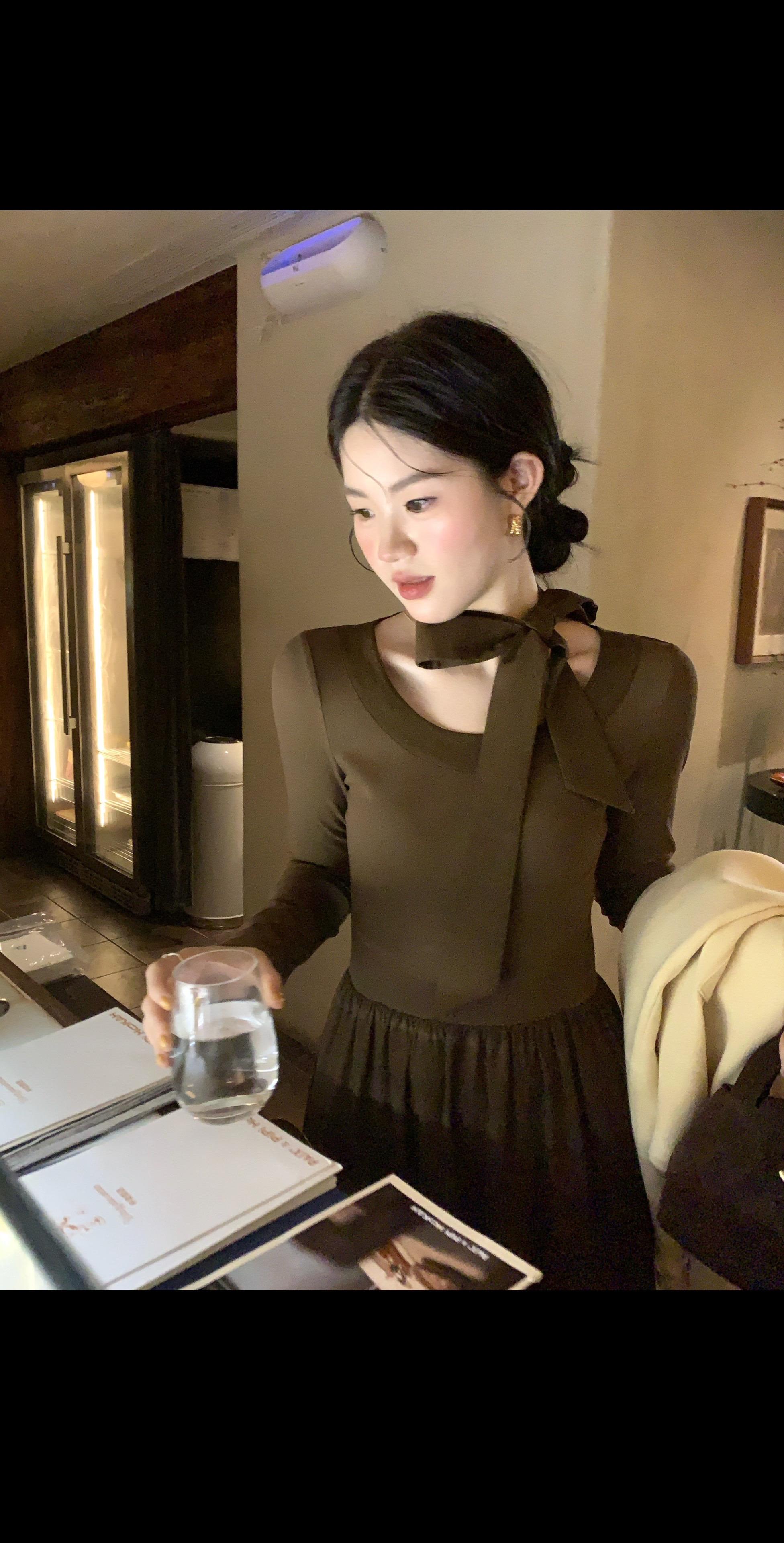 姐妹们 咖色也好美啊啊啊啊 好高级！！！自留色自留色 好耐看啊啊啊