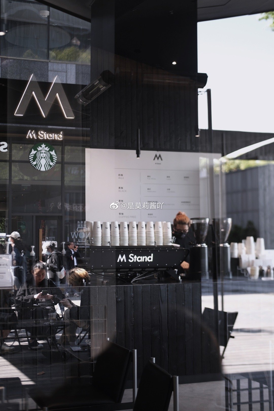 𝐌𝐚𝐲五月的最后一天打卡新开的网红店𝐌 𝐬𝐭𝐚𝐧𝐝装修风格比较