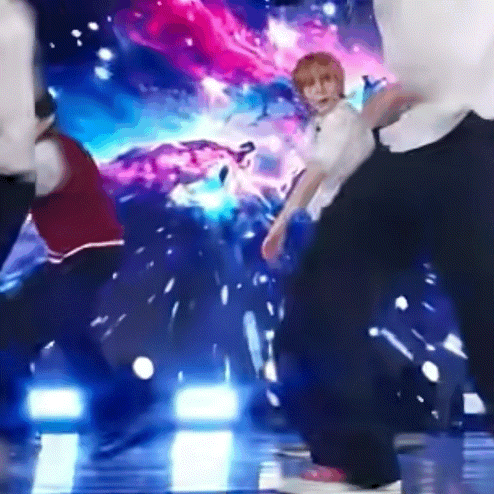 谁懂…我真的好喜欢这个动作…好优雅