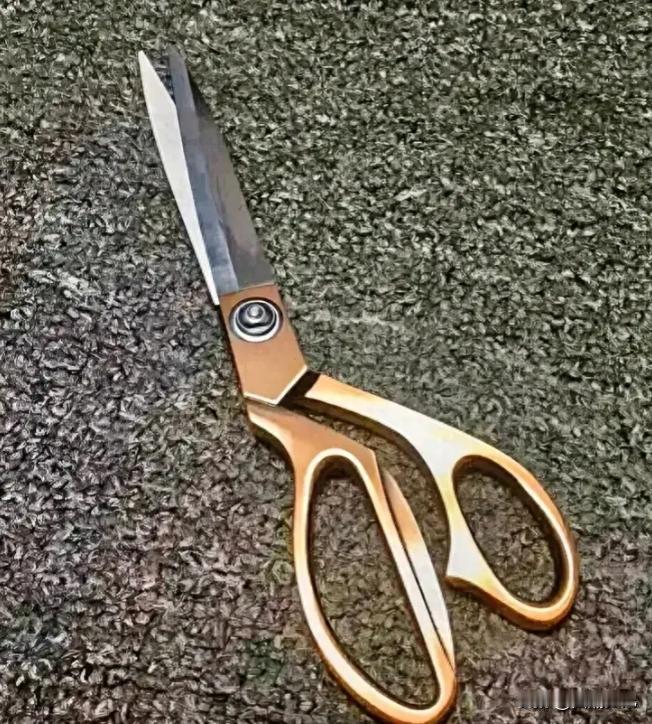 湖南永州，一女子吃完午饭后，打算午休，丈夫突然来了兴致，想和妻子发生夫妻关系，但