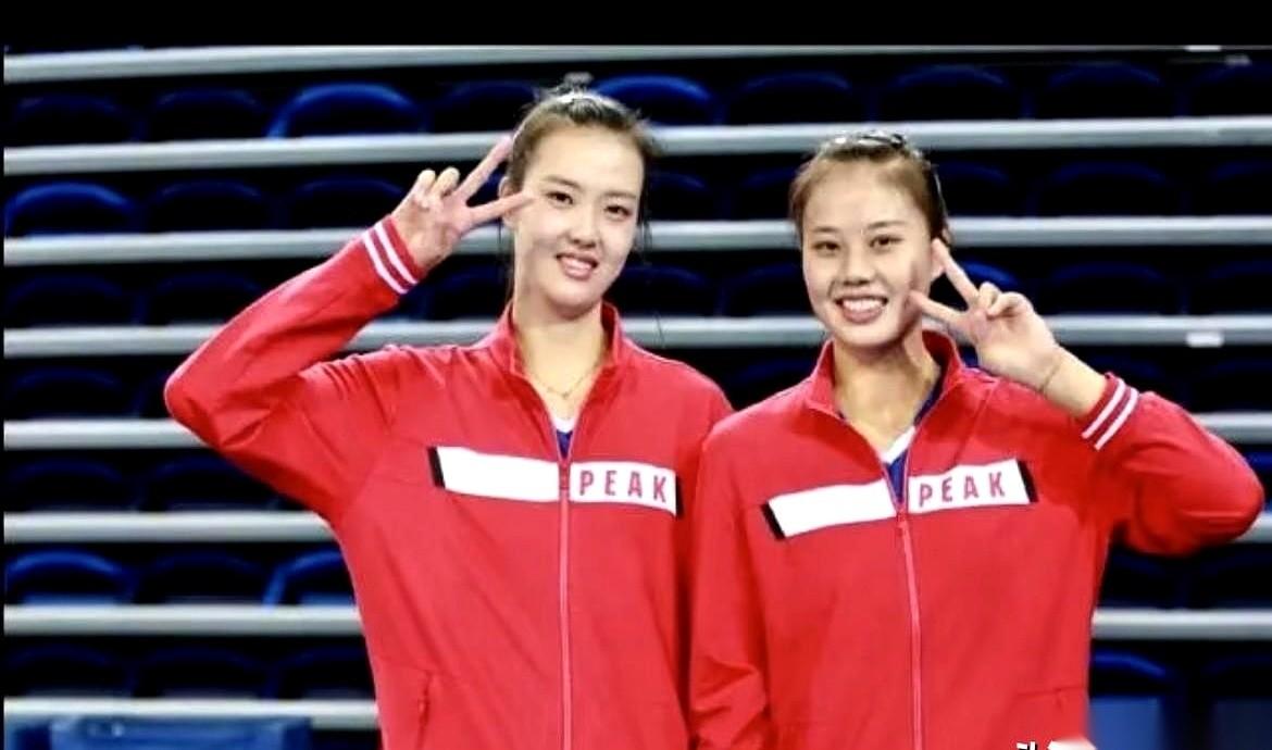 都说这是“三英战吕布”。
我寻思着怎么也得打个天昏地暗吧？结果……
吕布（庄宇珊