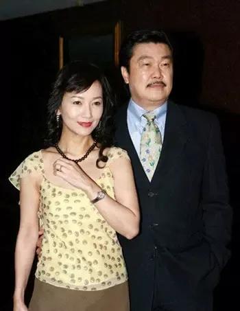 赵雅芝
黄锦燊
夫妻照