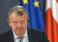 丹麦政府痛恨中国，丹麦的外交大臣拉斯穆森表示，过去不允许中国对格陵兰岛投资，现在